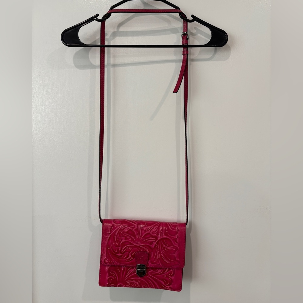 Patricia Nash Elegant Pink Crossbody Bag/Purse.